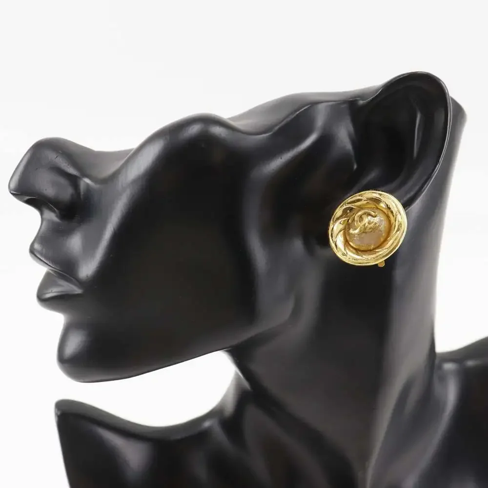 Chanel Cc Logo Clip-On Earrings Metal #261337C53B